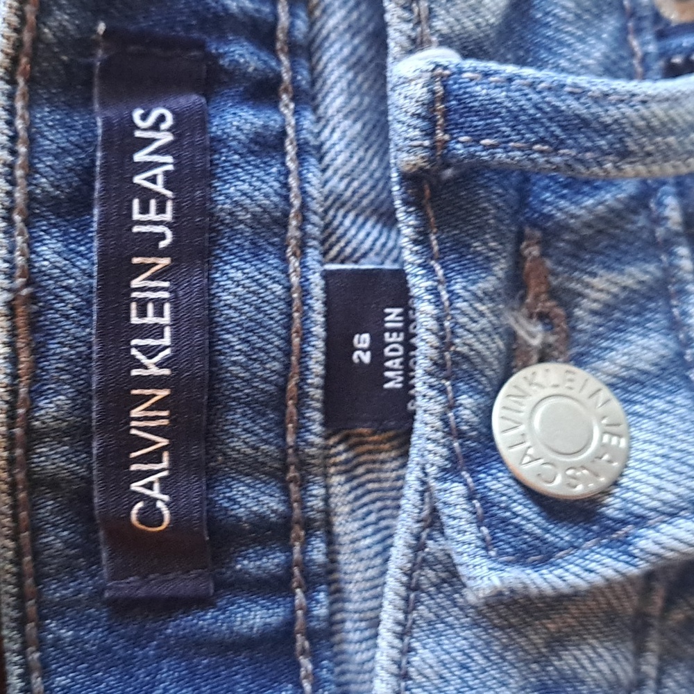 Calvin Klein Jeans Size 26 Light Blue Hi Rise Classic Straight Fit Jeans - Picture 2 of 6